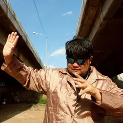 ยังคุ้ยป่น (Jump out)